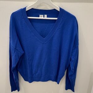 GAP Women's Vibrant Blue V-Neck Sweater